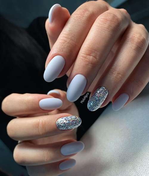 Gray-blue matte manicure