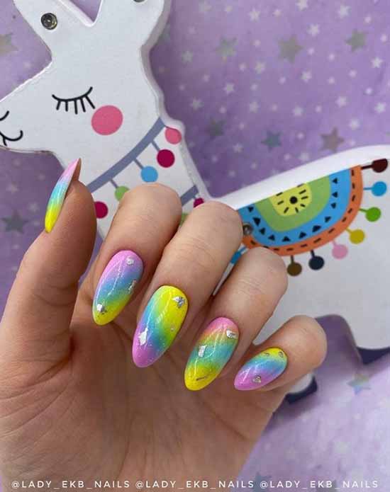 Nail design d'été 2021: photos, la meilleure nouvelle manucure