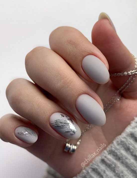 Nude manicure with foil 2021: photos, news