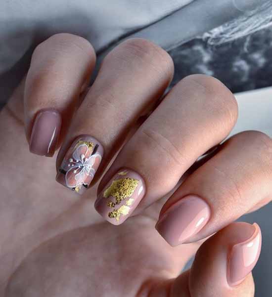 Nude manicure with foil 2021: photos, news