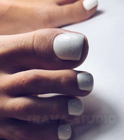 Pedicure design 2021: new spring-summer items, photos, trends