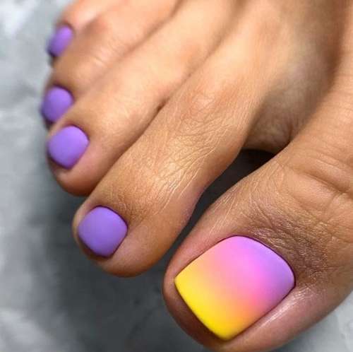 Matte bright manicure