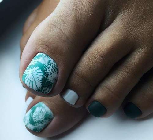 Pedicure design 2021: new spring-summer items, photos, trends