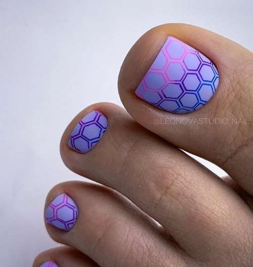 Lilac pedicure design