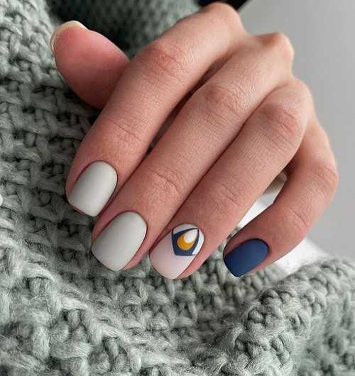 Gris mat sur les ongles