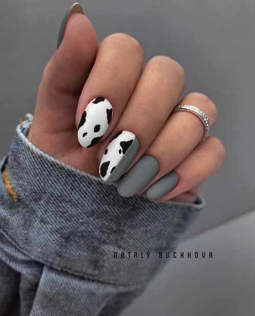 Gray and white manicure