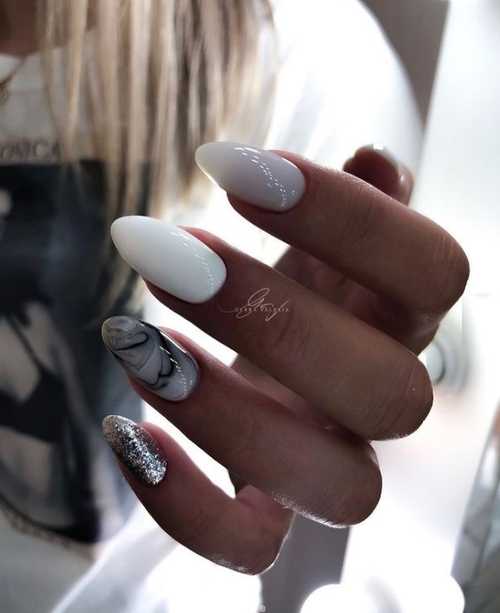 Ongles longs gris