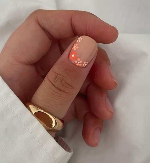 Spring design of nails 2021: new items, photo of manicure