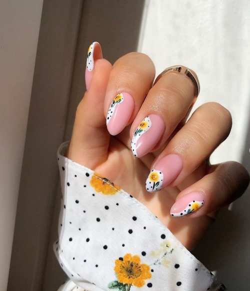 Spring design of nails 2021: new items, photo of manicure