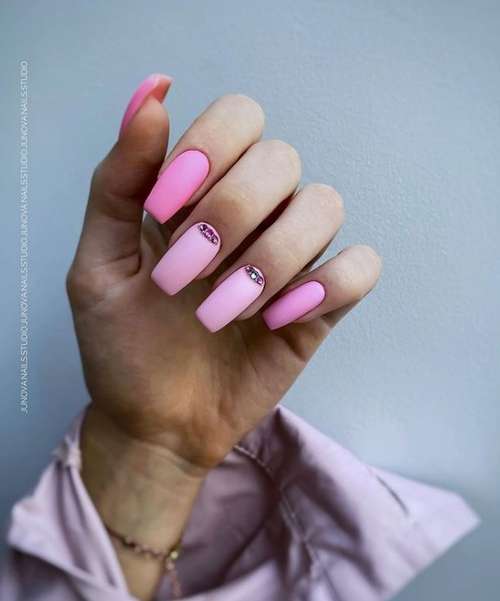 Two-tone manicure: photo, combination of two colors in nail design