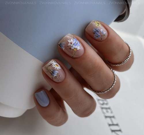 Two-tone manicure: photo, combination of two colors in nail design