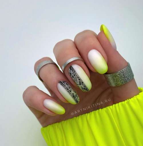 Two-tone manicure: photo, combination of two colors in nail design