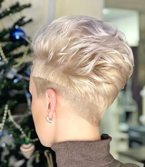 Short haircuts for women without bangs 2021: photos, fashion news