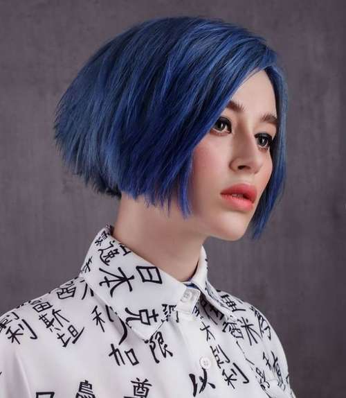 Short haircuts for women without bangs 2021: photos, fashion news