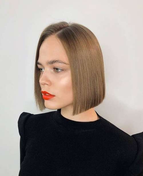 Short haircuts for women without bangs 2021: photos, fashion news