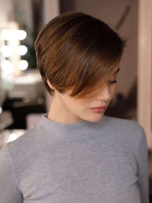 Short haircuts for women without bangs 2021: photos, fashion news