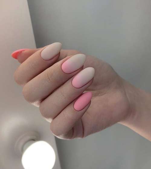 Pink-beige matte manicure