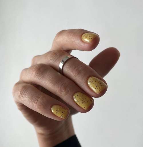 Pale yellow manicure