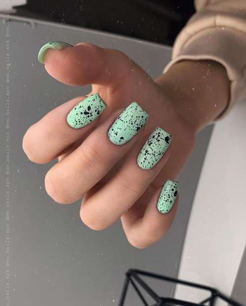 Delicate manicure for short nails 2021: photos, new designs