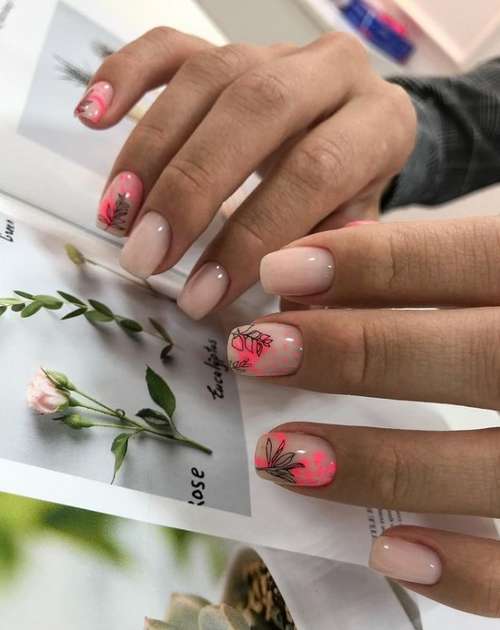 Delicate manicure for short nails 2021: photos, new designs