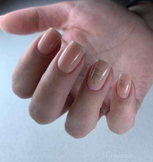 Delicate manicure for short nails 2021: photos, new designs