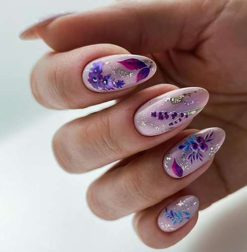 Lilac manicure 2021: beautiful new items, photo with design