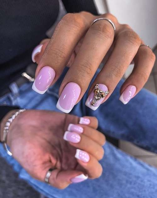 Colored jacket for short nails: photo design 2021, trends