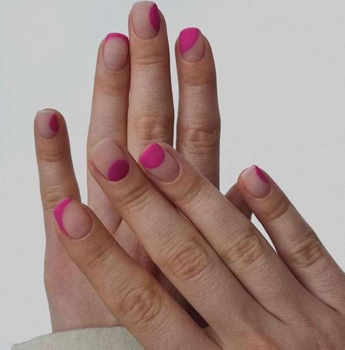 Colored jacket for short nails: photo design 2021, trends