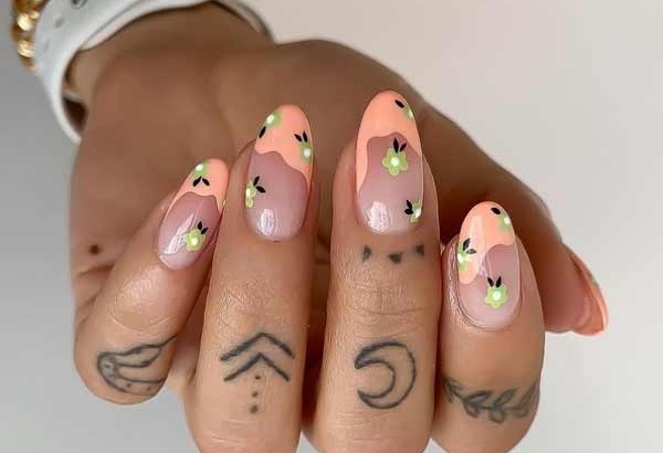 Trendy summer jacket photo nail design