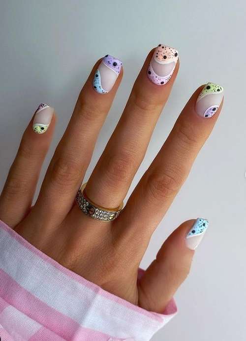 Trendy summer jacket 2021: photo, fashionable nail design