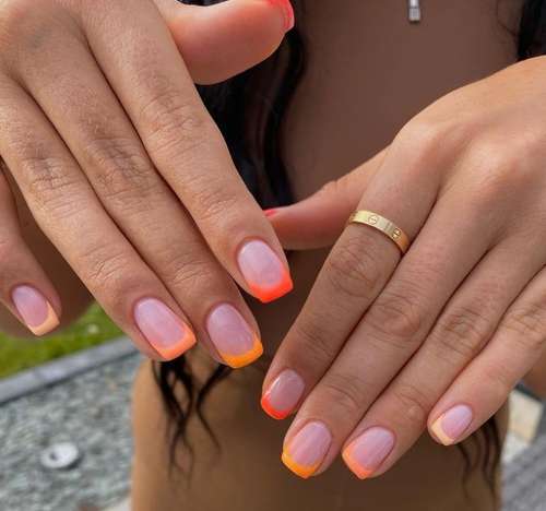 Trendy summer jacket 2021: photo, fashionable nail design