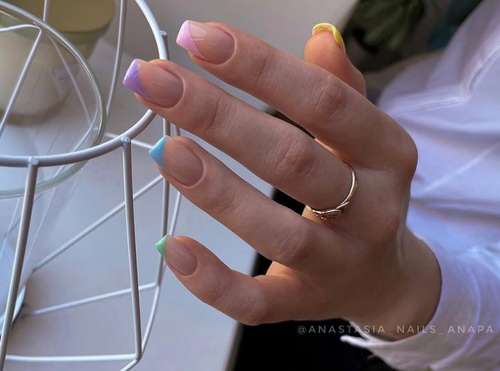 Trendy summer jacket 2021: photo, fashionable nail design