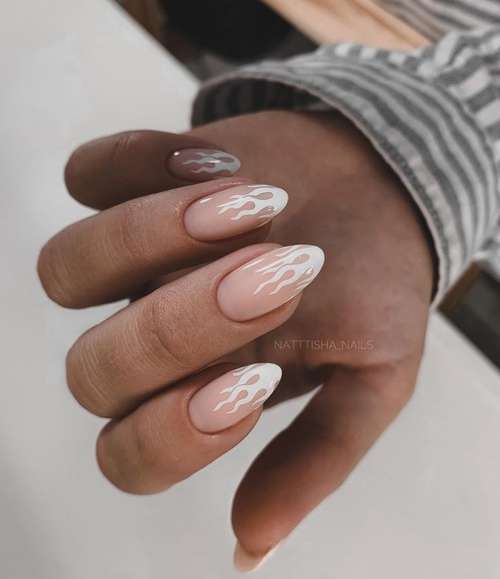 Trendy summer jacket 2021: photo, fashionable nail design