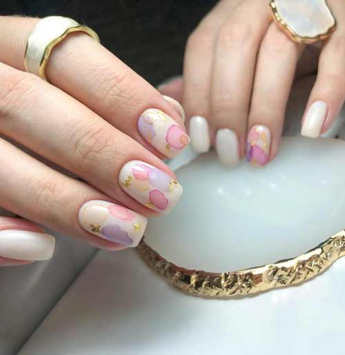 Delicate watercolor texture nails