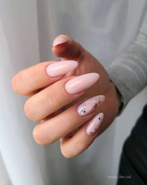 Manicure with divorces 2021: nail design, photo news