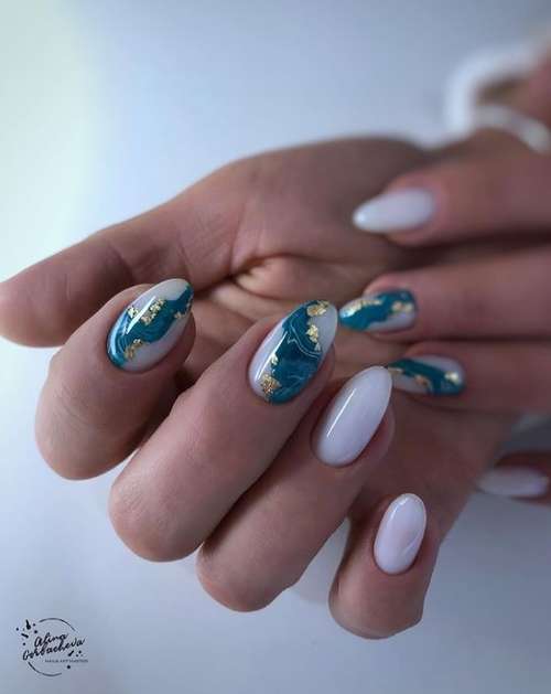 Manicure with divorces 2021: nail design, photo news