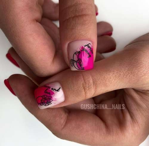 Contour designs on short nails