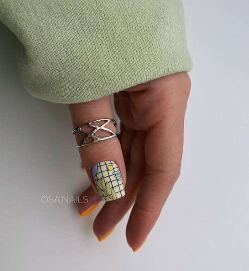 Manicure with a pattern for short nails: trends 2021, photos