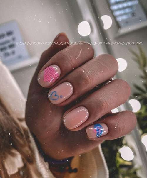 Manicure with a pattern for short nails: trends 2021, photos