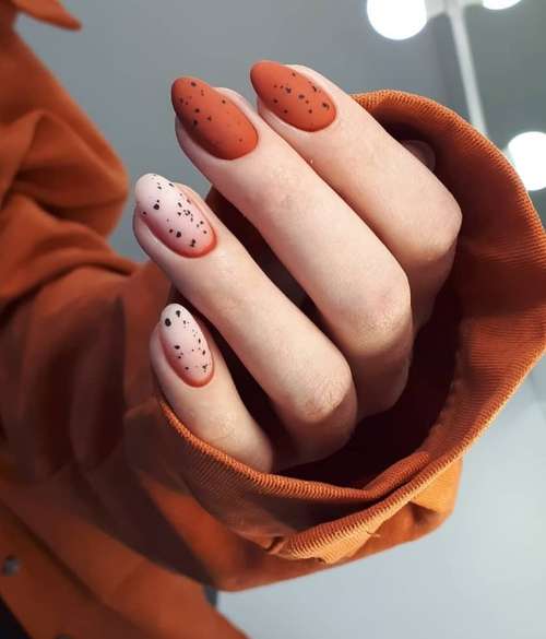 Milky gradient on nails: trendy manicure 2021, photo