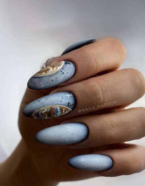 Milky gradient on nails: trendy manicure 2021, photo