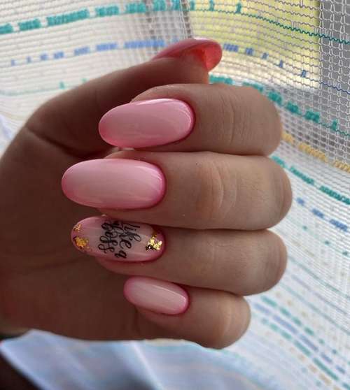 Dégradé laiteux sur les ongles : manucure tendance 2021, photo