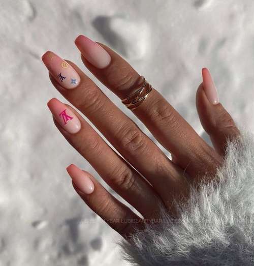 Milky gradient on nails: trendy manicure 2021, photo