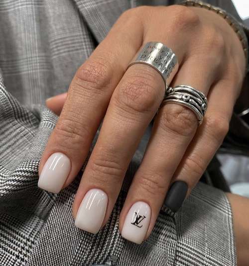 Milk manicure for short nails 2021: photo, fashion design