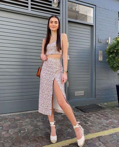 Trendy slit skirts: photos with what to wear, trends 2021