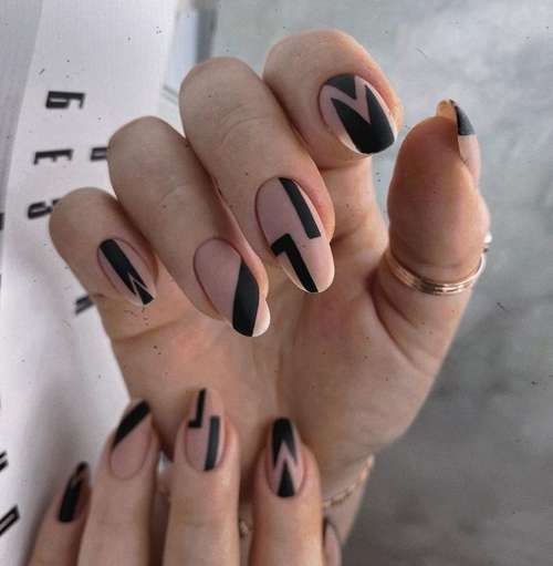 Beige manicure trends