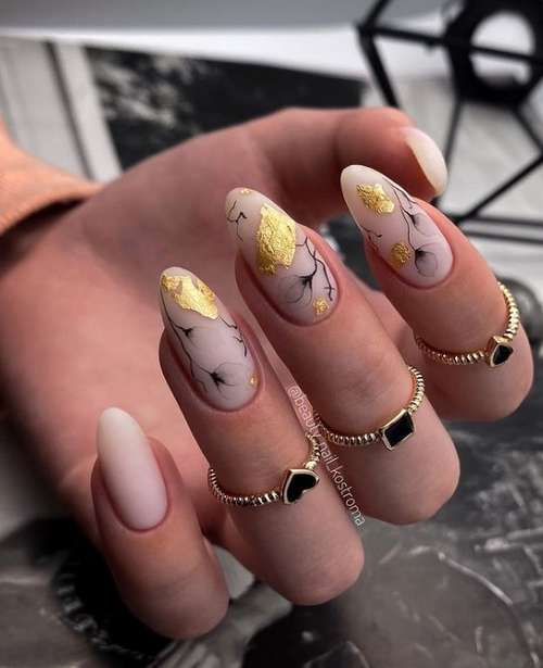 Beige manicure 2021-2022: new nail designs