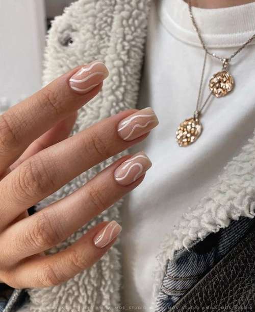 Beige manicure 2021-2022: new nail designs