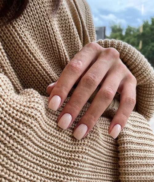 Beige manicure 2021-2022: new nail designs