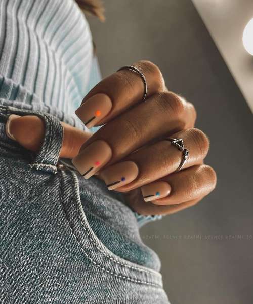 Beige manicure 2021-2022: new nail designs